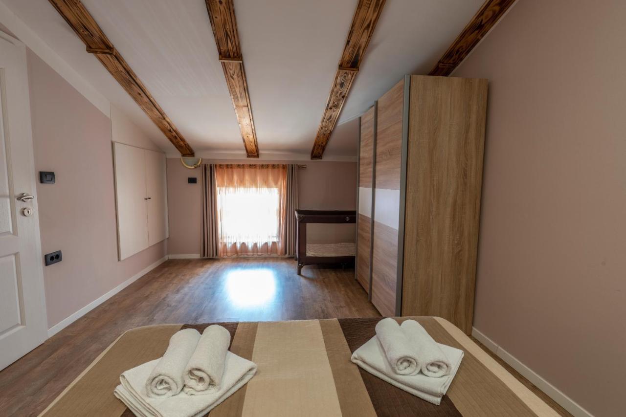 Apartment Anitea Pula Extérieur photo